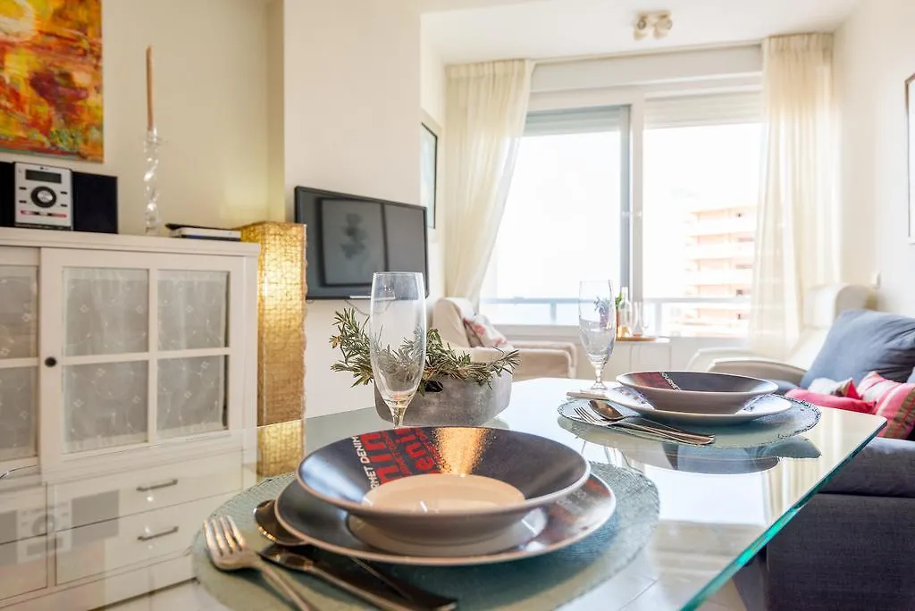 Apartamento MalagaSuite Front Beach Benalmádena